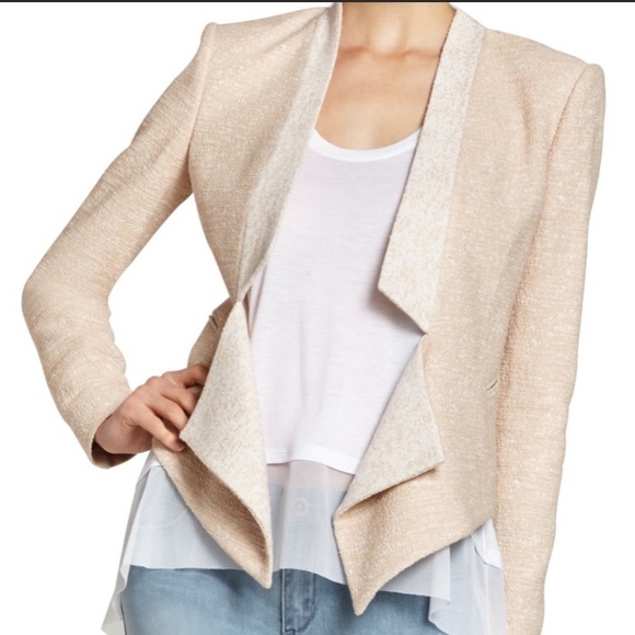 BCBG Jackets & Blazers - BCBG Candace Cream Cropped Blazer